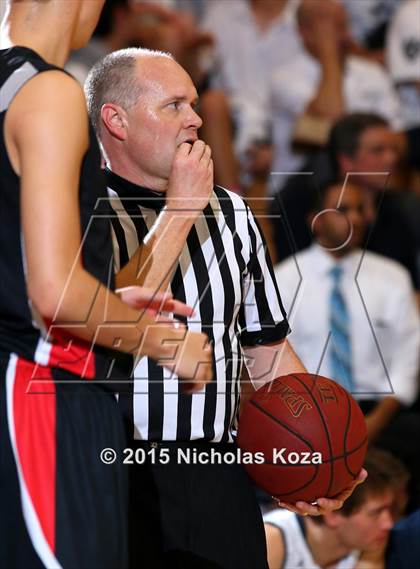 Thumbnail 1 in Harvard-Westlake vs. Loyola photogallery.
