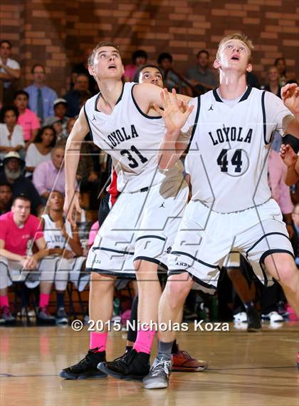 Thumbnail 2 in Harvard-Westlake vs. Loyola photogallery.