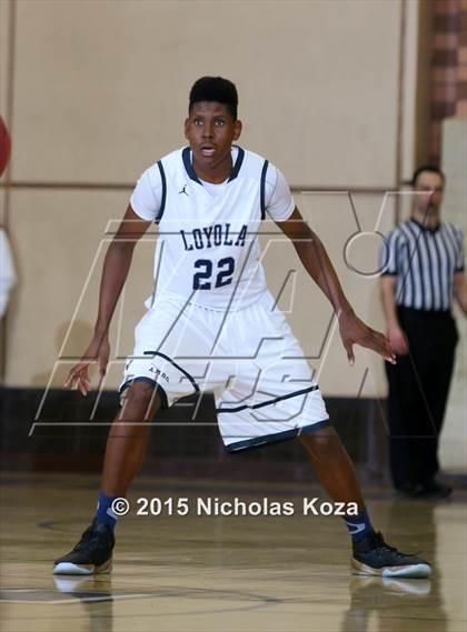 Thumbnail 2 in Harvard-Westlake vs. Loyola photogallery.