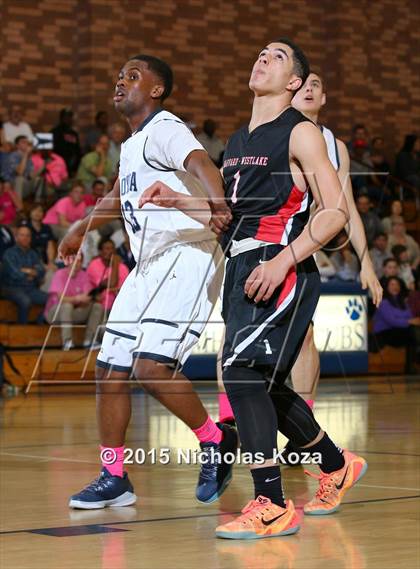 Thumbnail 3 in Harvard-Westlake vs. Loyola photogallery.