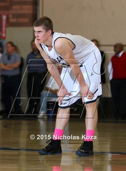 Thumbnail 3 in Harvard-Westlake vs. Loyola photogallery.