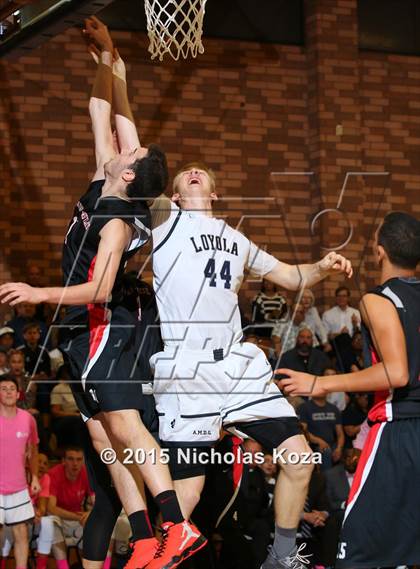 Thumbnail 3 in Harvard-Westlake vs. Loyola photogallery.