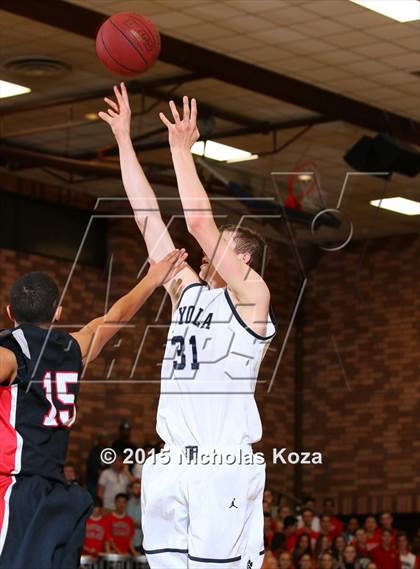 Thumbnail 2 in Harvard-Westlake vs. Loyola photogallery.