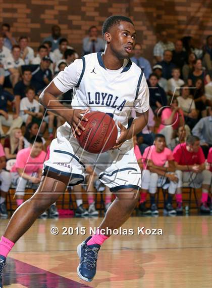 Thumbnail 2 in Harvard-Westlake vs. Loyola photogallery.