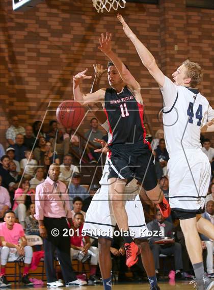 Thumbnail 3 in Harvard-Westlake vs. Loyola photogallery.