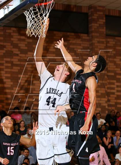 Thumbnail 3 in Harvard-Westlake vs. Loyola photogallery.
