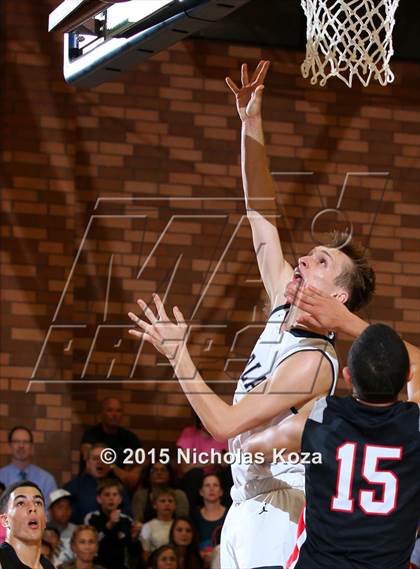 Thumbnail 2 in Harvard-Westlake vs. Loyola photogallery.