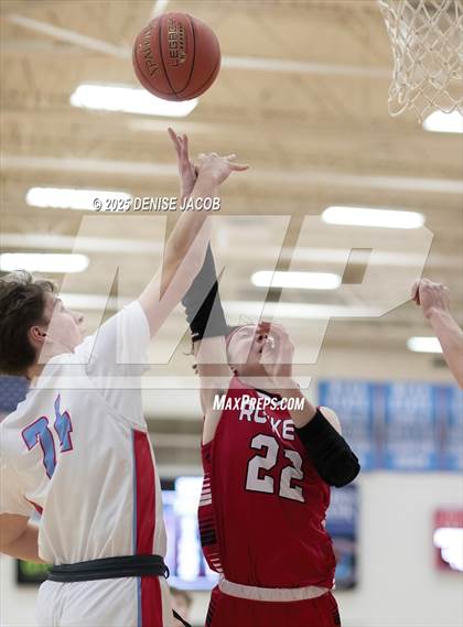 Thumbnail 1 in South Milwaukee @ Arrowhead  photogallery.