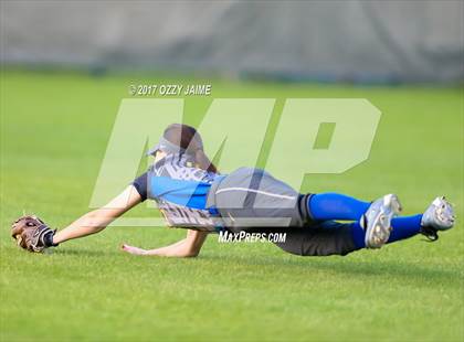 Thumbnail 1 in Taft [William H.] vs Pflugerville (NISD Softball Tournament) photogallery.