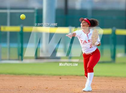 Thumbnail 1 in Taft [William H.] vs Pflugerville (NISD Softball Tournament) photogallery.