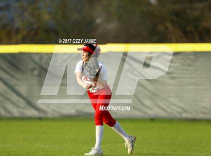 Thumbnail 3 in Taft [William H.] vs Pflugerville (NISD Softball Tournament) photogallery.