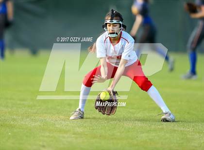 Thumbnail 2 in Taft [William H.] vs Pflugerville (NISD Softball Tournament) photogallery.