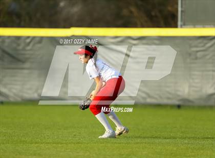 Thumbnail 2 in Taft [William H.] vs Pflugerville (NISD Softball Tournament) photogallery.