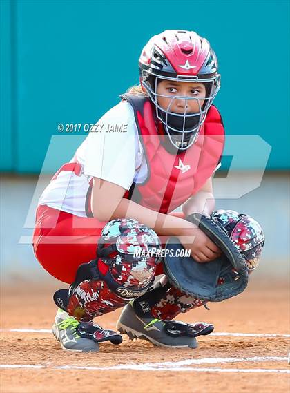 Thumbnail 3 in Taft [William H.] vs Pflugerville (NISD Softball Tournament) photogallery.