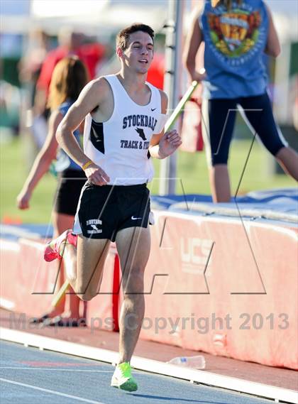 Thumbnail 2 in CIF State Track & Field Championships (Boys 1600m) photogallery.