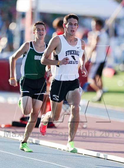 Thumbnail 2 in CIF State Track & Field Championships (Boys 1600m) photogallery.