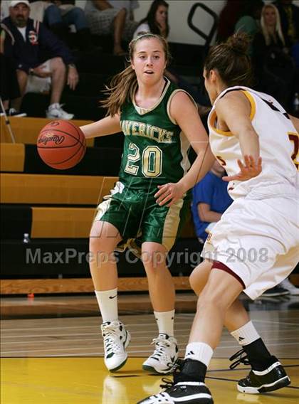Thumbnail 3 in La Costa Canyon vs. Bishop's (So Cal Holiday Classic) photogallery.