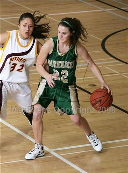Thumbnail 3 in La Costa Canyon vs. Bishop's (So Cal Holiday Classic) photogallery.
