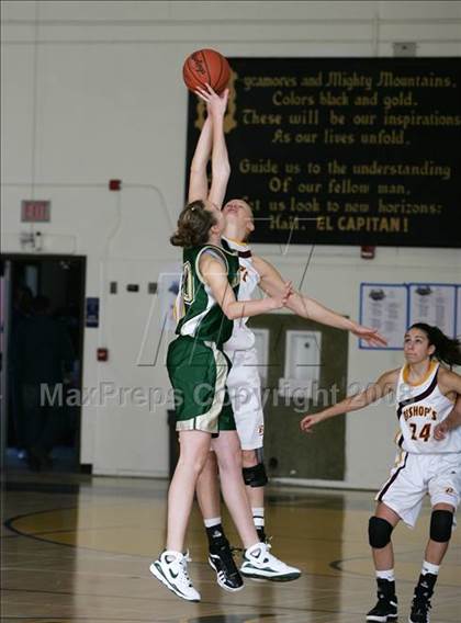 Thumbnail 2 in La Costa Canyon vs. Bishop's (So Cal Holiday Classic) photogallery.