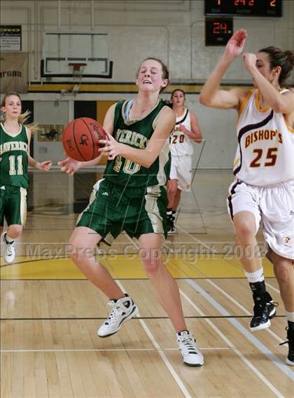 Thumbnail 2 in La Costa Canyon vs. Bishop's (So Cal Holiday Classic) photogallery.