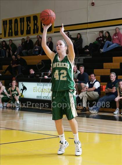 Thumbnail 2 in La Costa Canyon vs. Bishop's (So Cal Holiday Classic) photogallery.