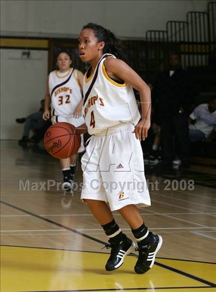 Thumbnail 3 in La Costa Canyon vs. Bishop's (So Cal Holiday Classic) photogallery.