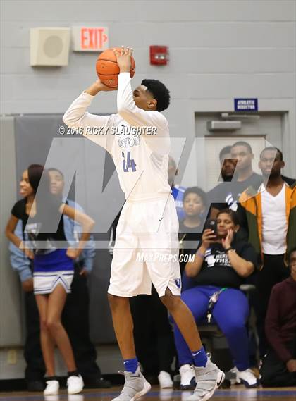 Thumbnail 3 in Hazelwood Central @ Vashon photogallery.