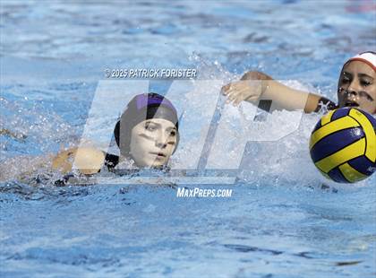 Thumbnail 2 in Warren vs. Stevens photogallery.
