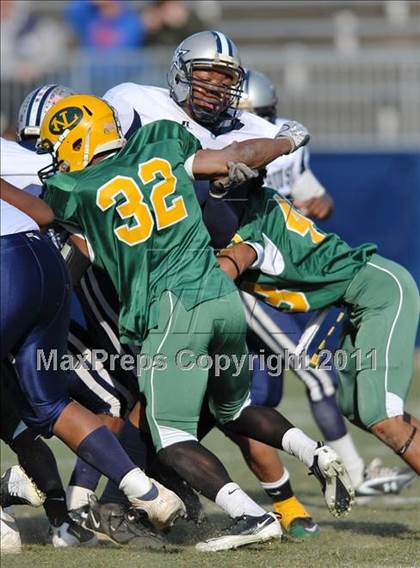 Thumbnail 2 in New London vs. Hillhouse (CIAC Class M Final) photogallery.