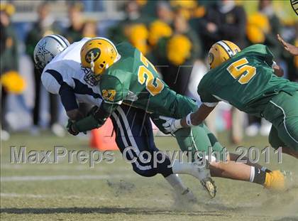 Thumbnail 1 in New London vs. Hillhouse (CIAC Class M Final) photogallery.