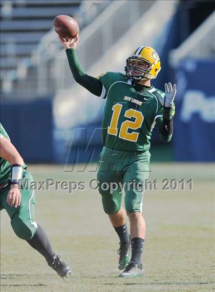 Thumbnail 3 in New London vs. Hillhouse (CIAC Class M Final) photogallery.