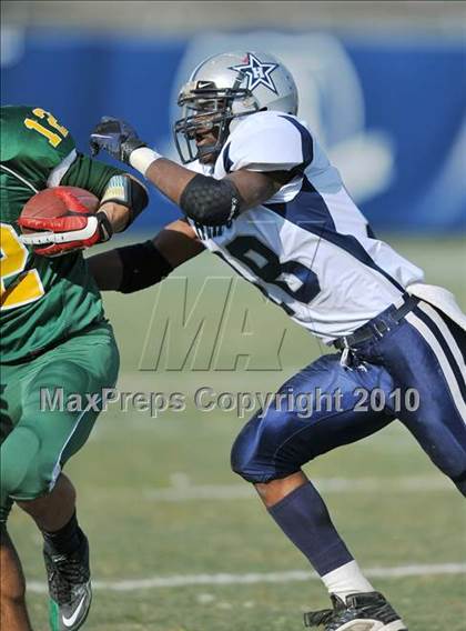 Thumbnail 2 in New London vs. Hillhouse (CIAC Class M Final) photogallery.