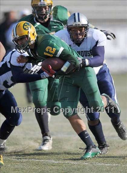 Thumbnail 1 in New London vs. Hillhouse (CIAC Class M Final) photogallery.