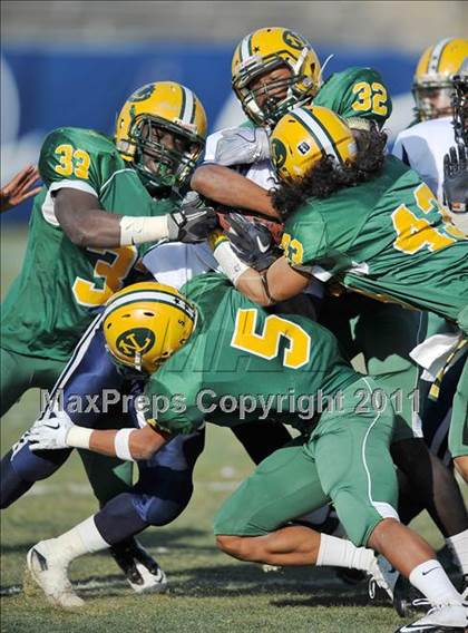 Thumbnail 3 in New London vs. Hillhouse (CIAC Class M Final) photogallery.