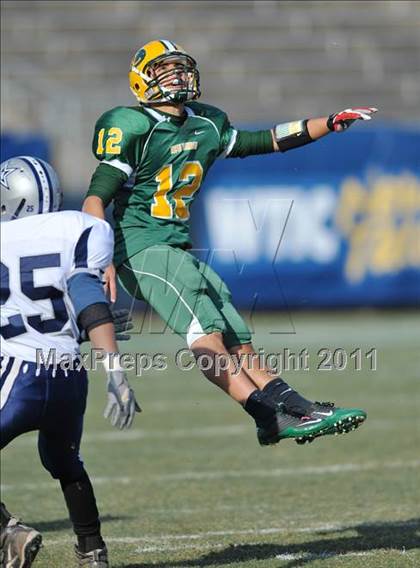 Thumbnail 1 in New London vs. Hillhouse (CIAC Class M Final) photogallery.