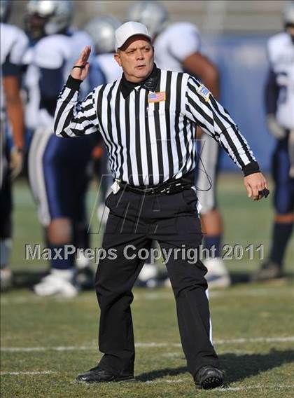 Thumbnail 1 in New London vs. Hillhouse (CIAC Class M Final) photogallery.