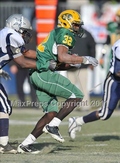 Thumbnail 3 in New London vs. Hillhouse (CIAC Class M Final) photogallery.