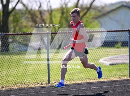 Thumbnail 3 in South Webster Invitational photogallery.
