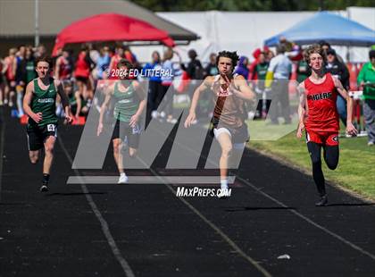 Thumbnail 3 in South Webster Invitational photogallery.