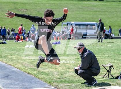 Thumbnail 2 in South Webster Invitational photogallery.