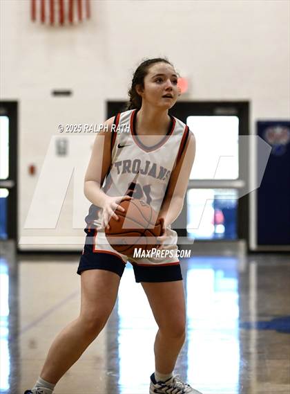 Thumbnail 2 in Quincy vs. Orland photogallery.