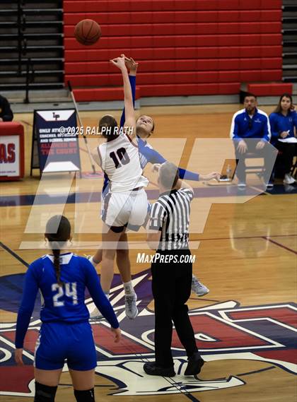Thumbnail 3 in Quincy vs. Orland photogallery.