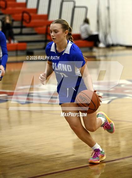Thumbnail 2 in Quincy vs. Orland photogallery.