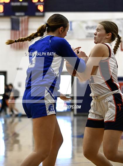 Thumbnail 3 in Quincy vs. Orland photogallery.