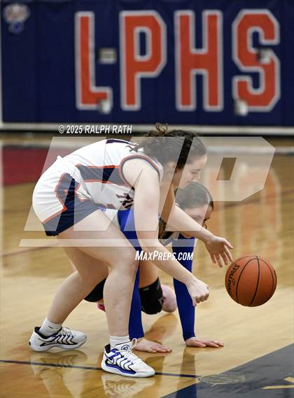 Thumbnail 3 in Quincy vs. Orland photogallery.