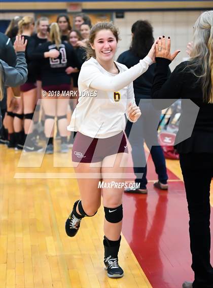 Thumbnail 2 in Salpointe Catholic vs. Marcos de Niza (AIA 4A Semifinal) photogallery.