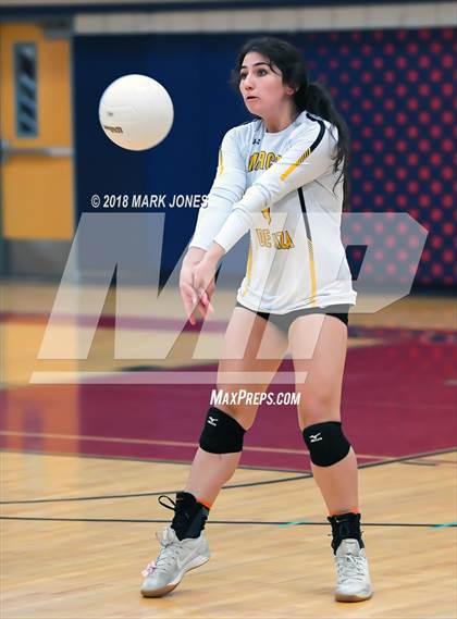 Thumbnail 3 in Salpointe Catholic vs. Marcos de Niza (AIA 4A Semifinal) photogallery.