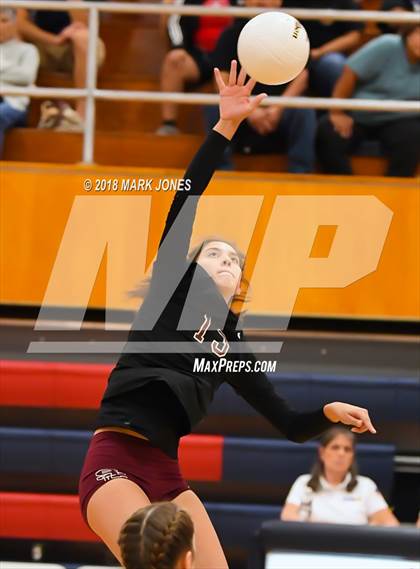 Thumbnail 3 in Salpointe Catholic vs. Marcos de Niza (AIA 4A Semifinal) photogallery.
