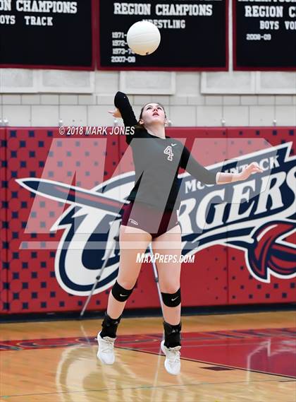 Thumbnail 3 in Salpointe Catholic vs. Marcos de Niza (AIA 4A Semifinal) photogallery.