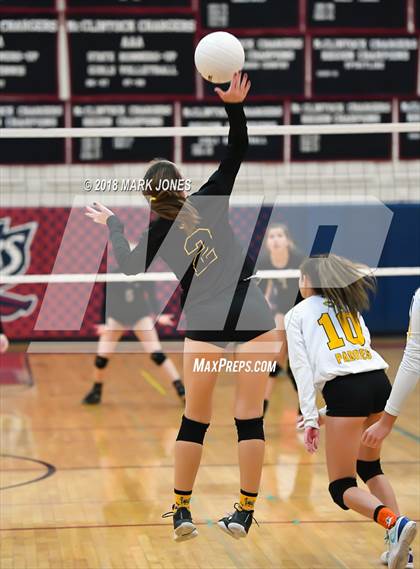 Thumbnail 2 in Salpointe Catholic vs. Marcos de Niza (AIA 4A Semifinal) photogallery.